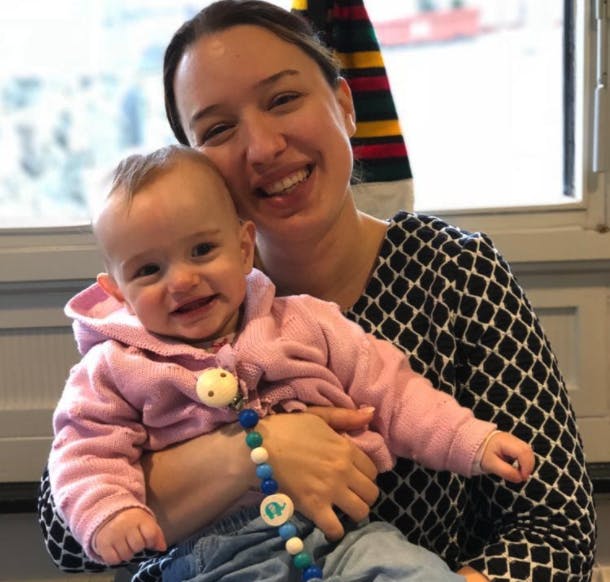 Sabrina mit ihrer Tochter