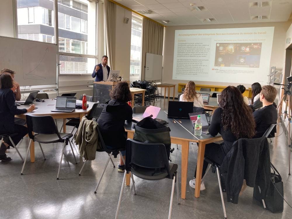 La HEG-Genève est une véritable université des métiers au centre du Grand Genève.