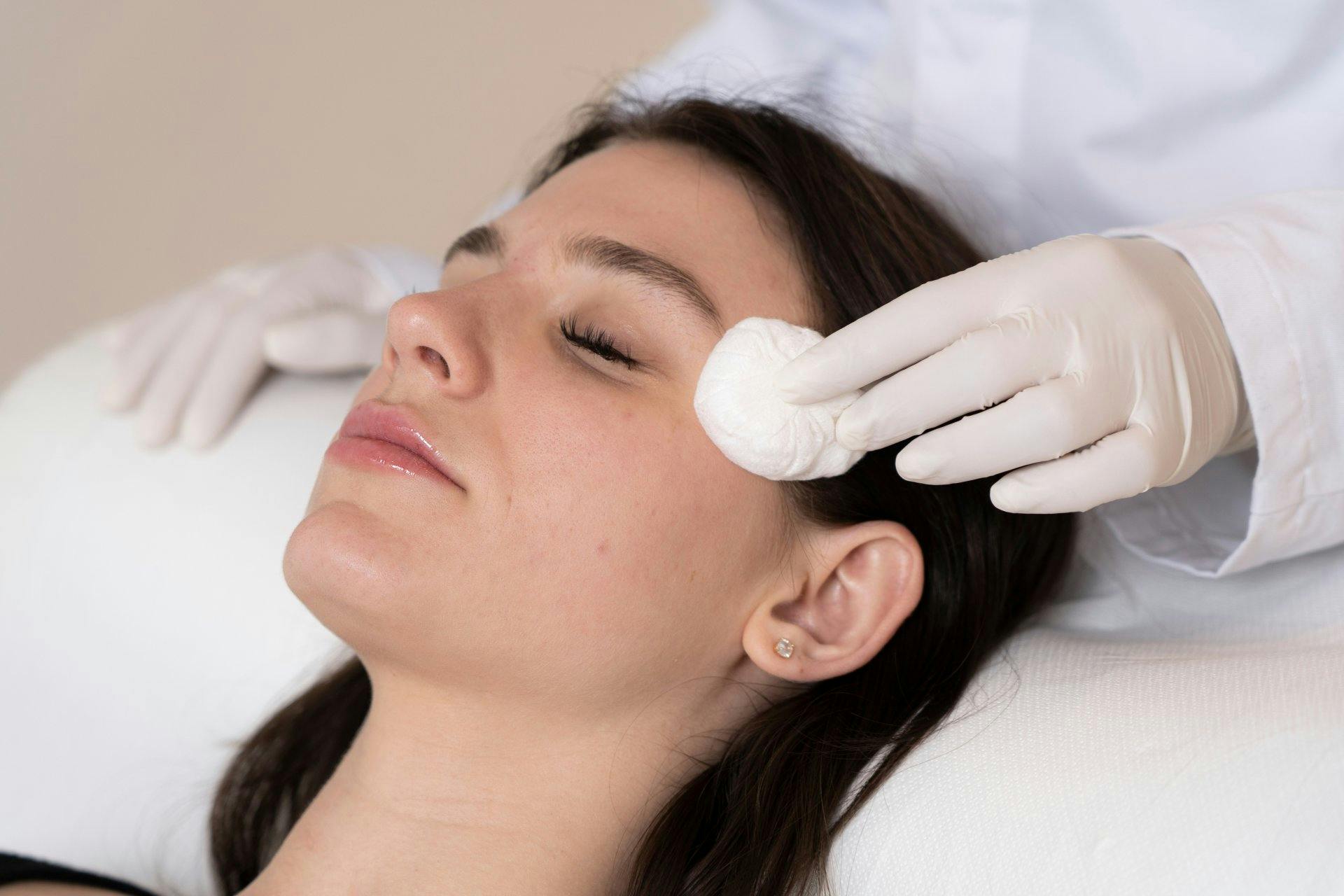 Efficace et naturel: le «Medical Needling» te donne un teint frais.