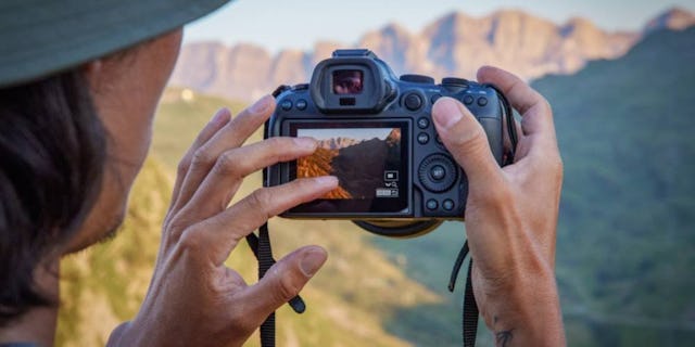 Una nuova videocamera con il buono BRACK.CH.