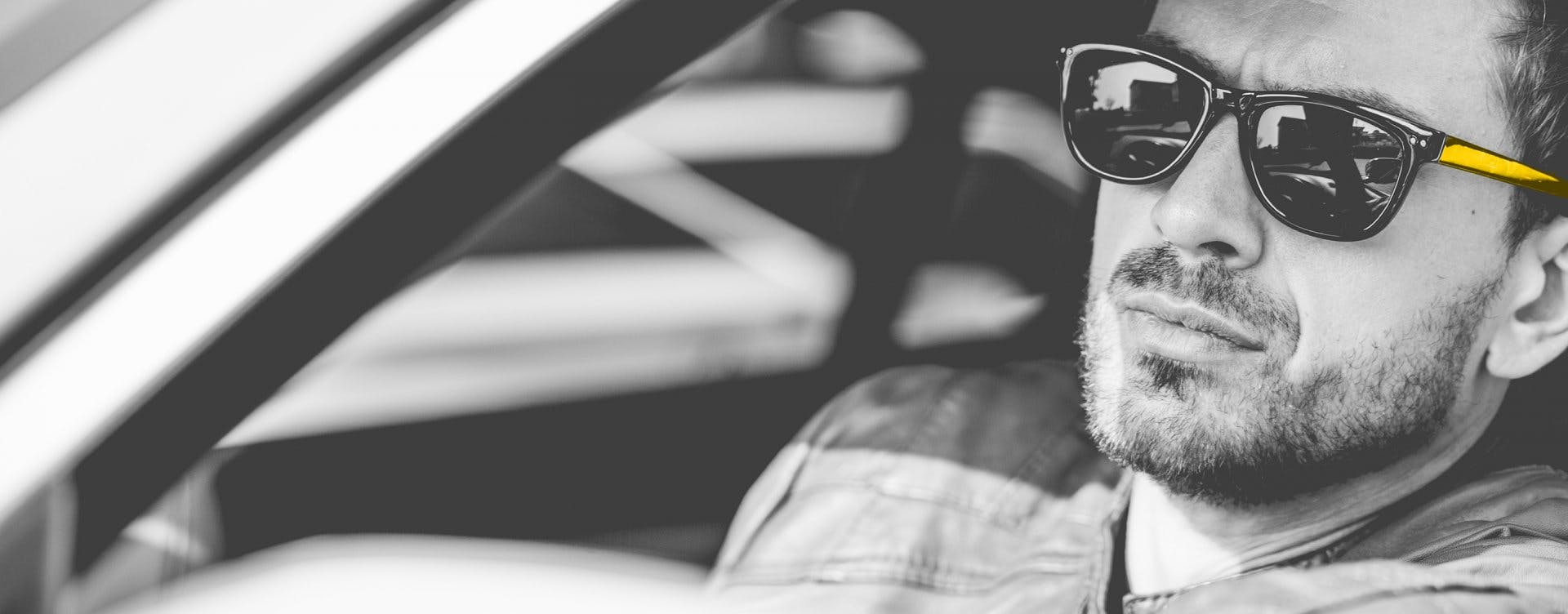 La carte Tieftax profite aussi à ceux qui veulent rouler plus longtemps : l’abonnement automobile Hertz MiniLease pour 30 jours ou plus est 10% moins...