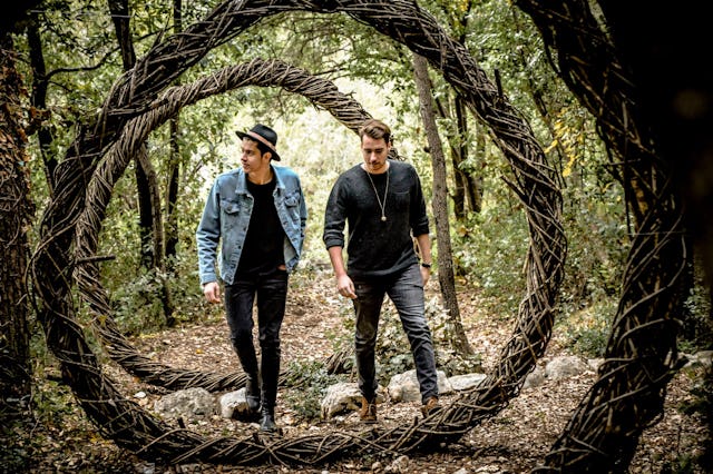 PARALLELLS: Die Brüder Julien und Thomas de Bie