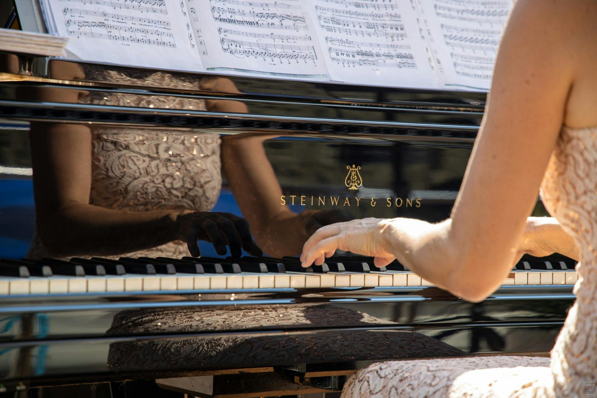 Die Akustik in der Tiefe einer Schleuse sorgt für echte Gänsehautmomente.