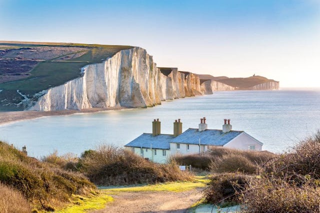 Die Kliffküste «Seven Sisters» zwischen Eastbourne und Seaford. Die Kliffküste «Seven Sisters» zwischen Eastbourne und Seaford.