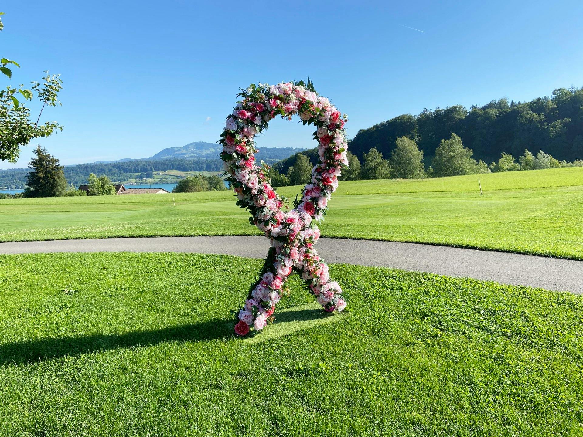 Pink Ribbon Schweiz engagiert sich seit 2007 für die Früherkennung von Brustkrebs.