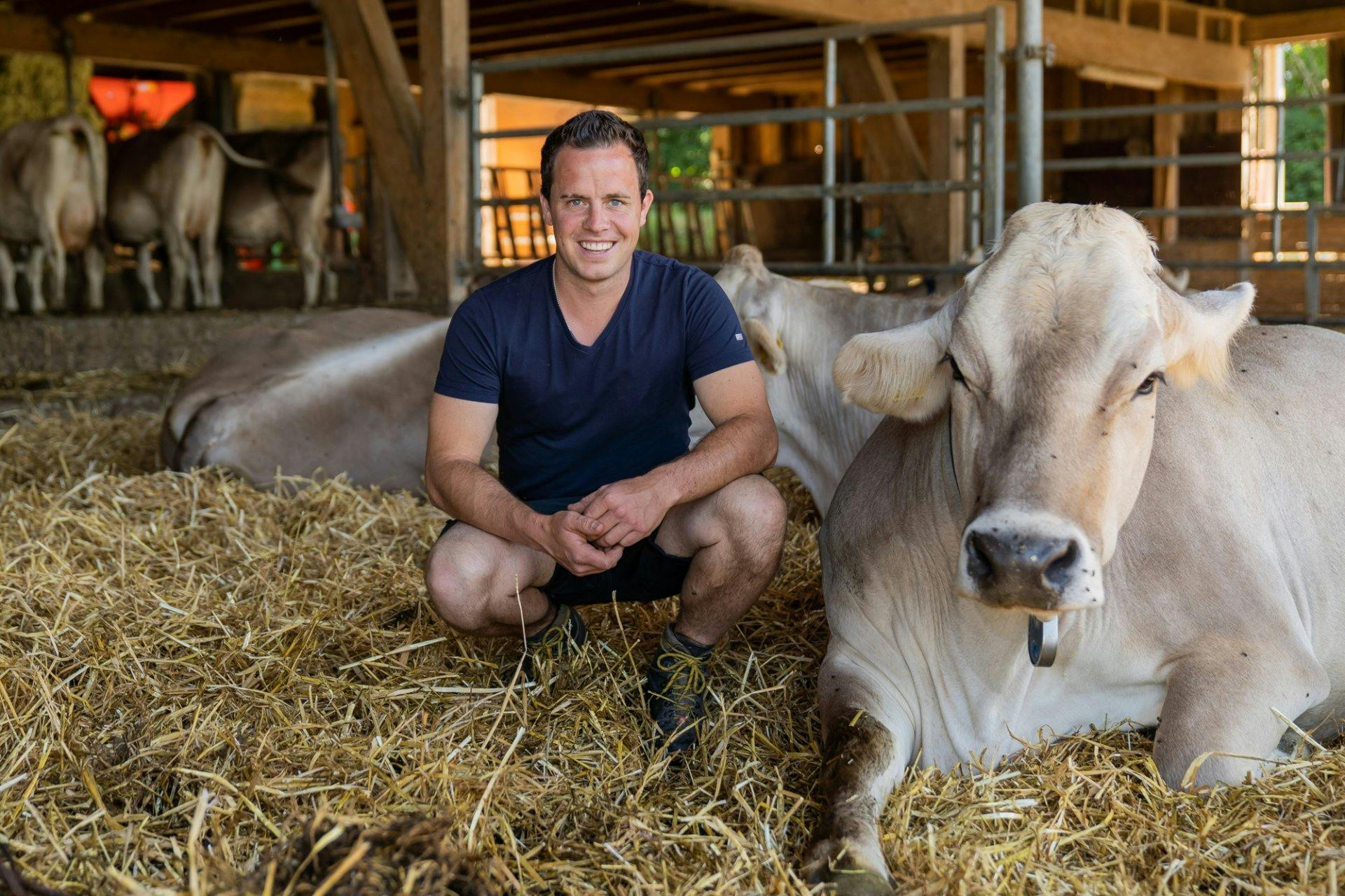 Ein Herz für Kühe: Andrin Ledergerber wusste schon als Kind, dass er Bauer werden möchte.