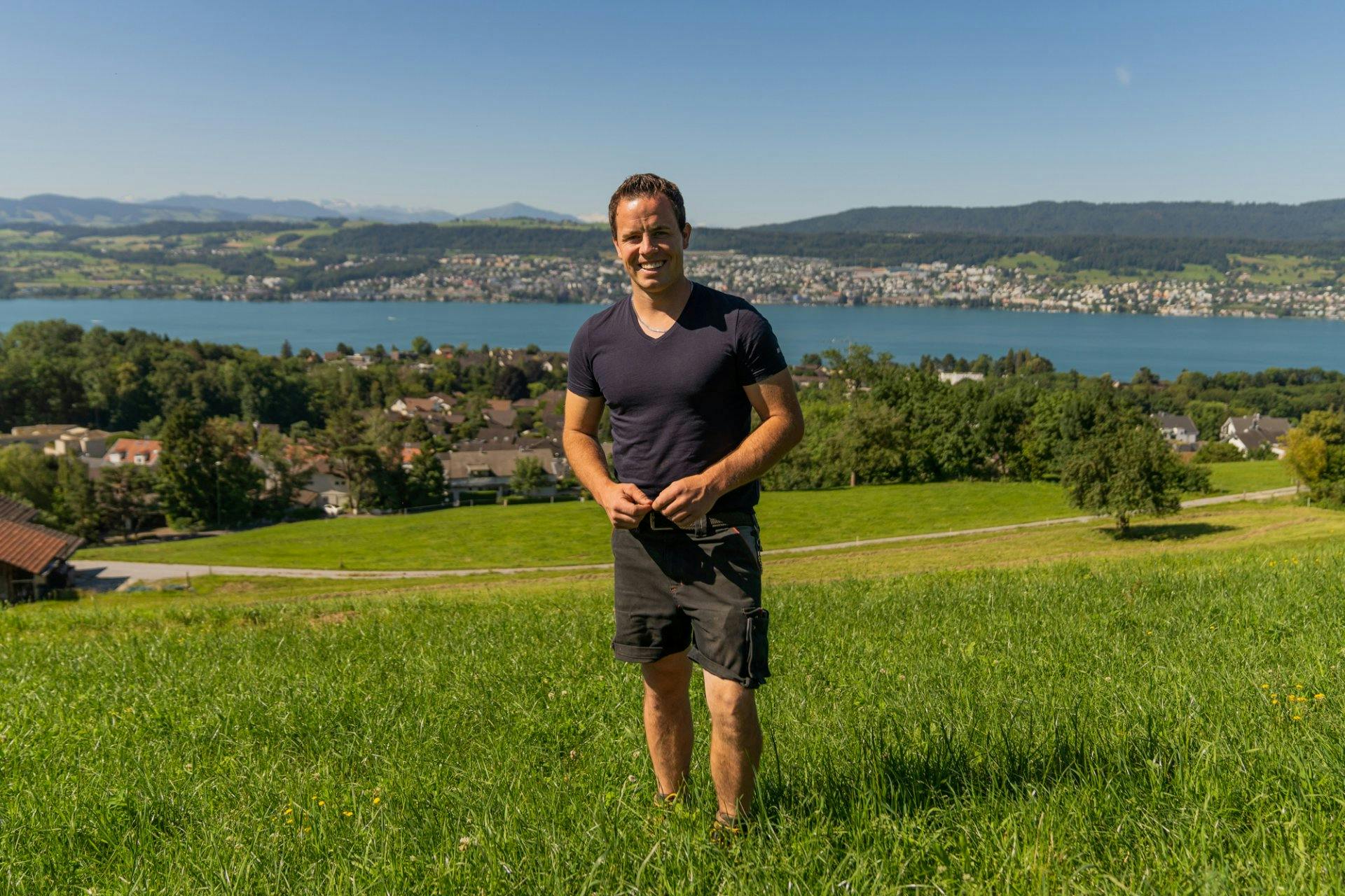 Andrin Ledergerber führt zusammen mit seinem Bruder Domenik das Schlattgut.