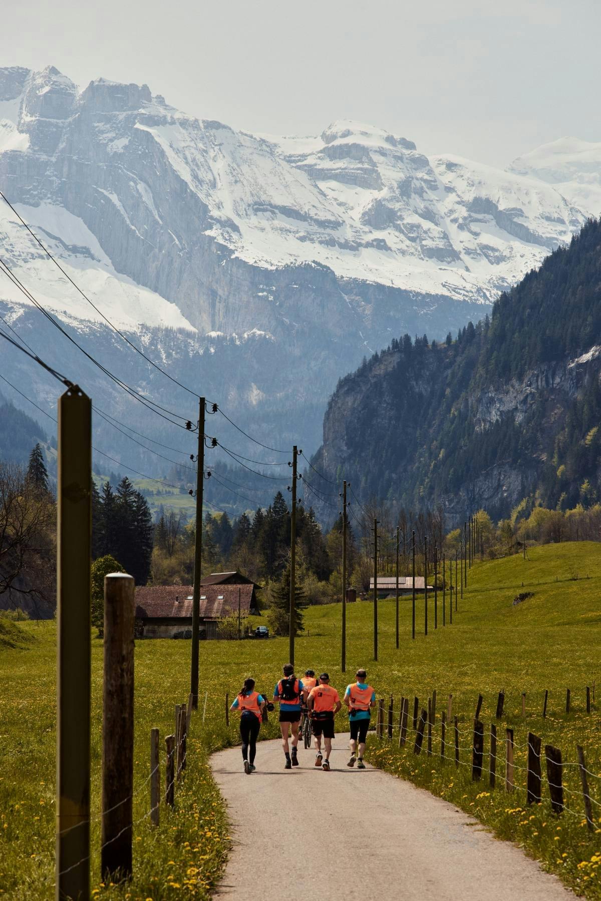 Ici, les organisations d’utilité publique peuvent annoncer des projets de bénévolat dans les domaines «environnement», «société», «formation» et «entr...