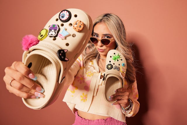 Grenzenlose Kreativität: Crocs passen sich deinem Lifestyle komplett an.