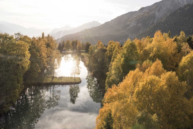 La sérénité se dégage des étangs d'Arbaz.