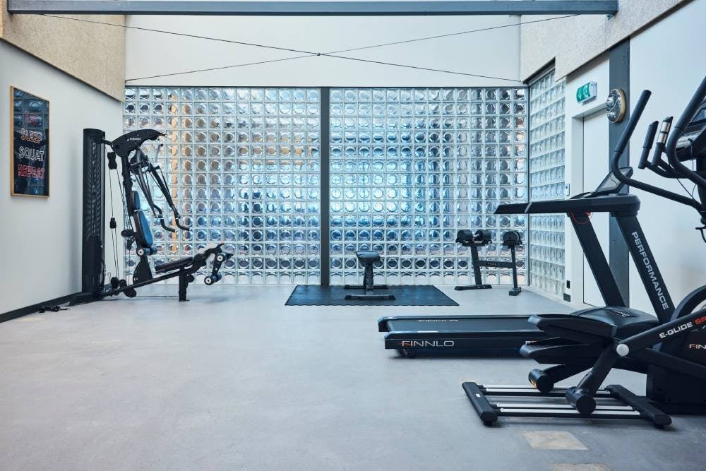 Salle de fitness Westhive à Genève: les pauses sportives au travail sont en vogue.