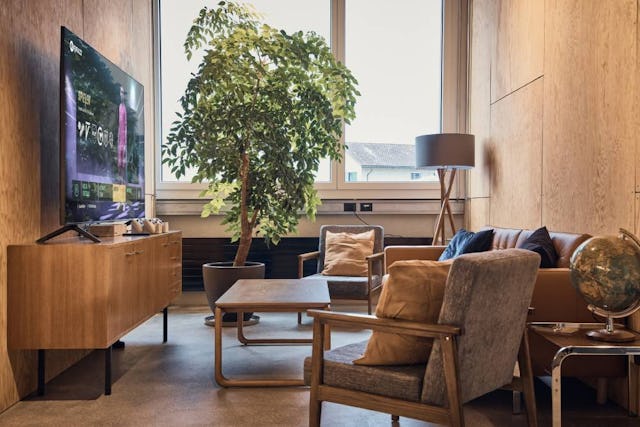 Le salon de jeu avec console de Westhive permet de se divertir au bureau.