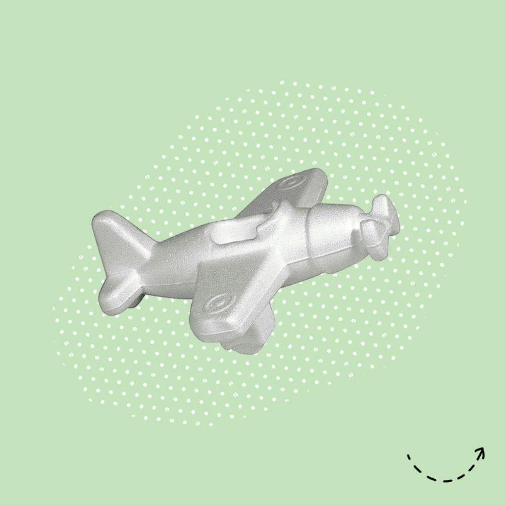 En Mode avion: avion en polystyrène Rayher, 16 × 5,5 cm, 7 fr. 50, chez Jumbo.