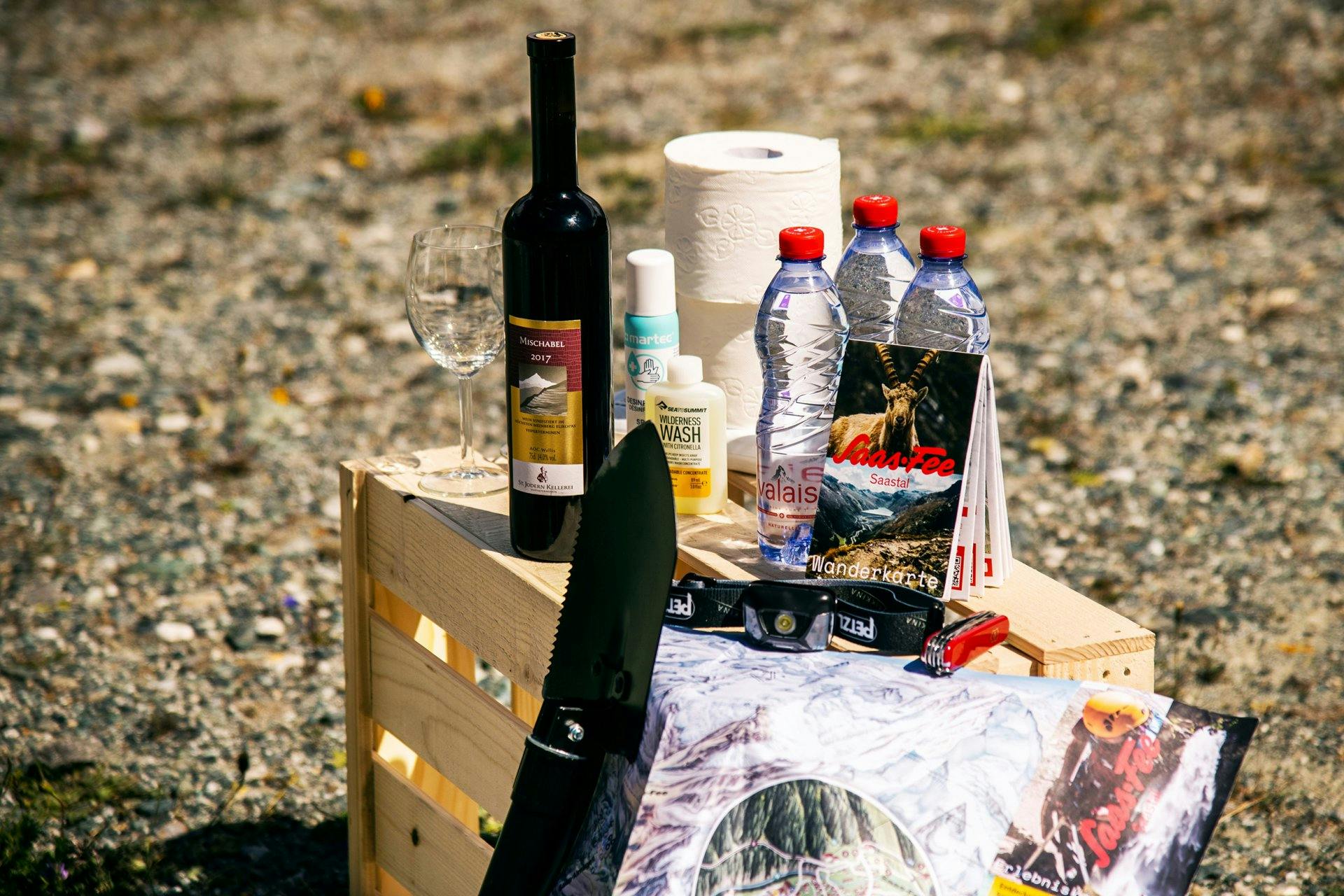  Mehr braucht kein Abenteurer: Im inbegriffenen Adventure-Kit gibt’s das Allernötigste.