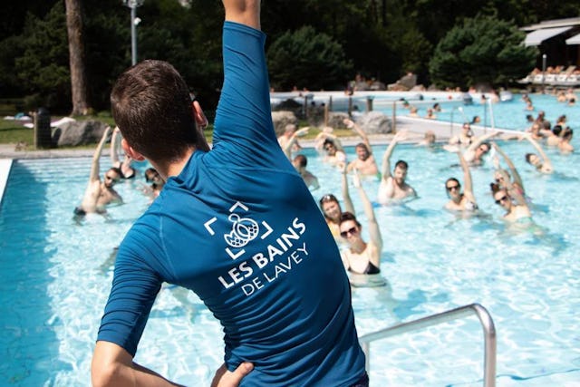 Plutôt détente ou sport? Aux Bains de Lavey tu trouveras les deux!