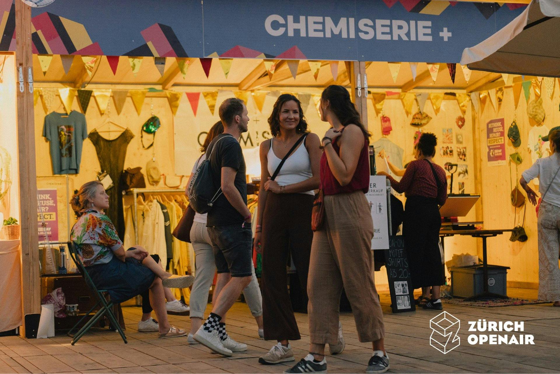 Nachhaltige Festival-Fashion: Ricardo POP UP begeistert Modefans.