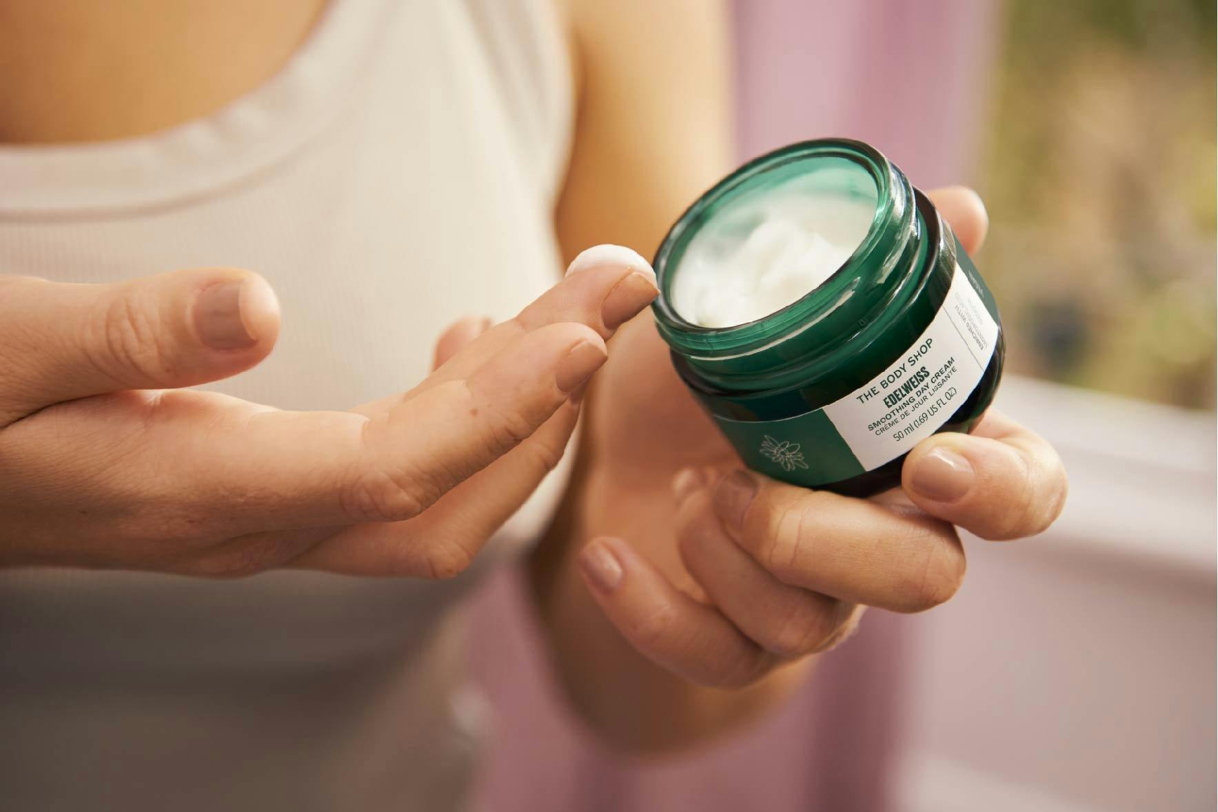 Edle Creme dank Edelweiss: Die Inhaltsstoffe dieser Tagescreme wirken wahre Wunder!