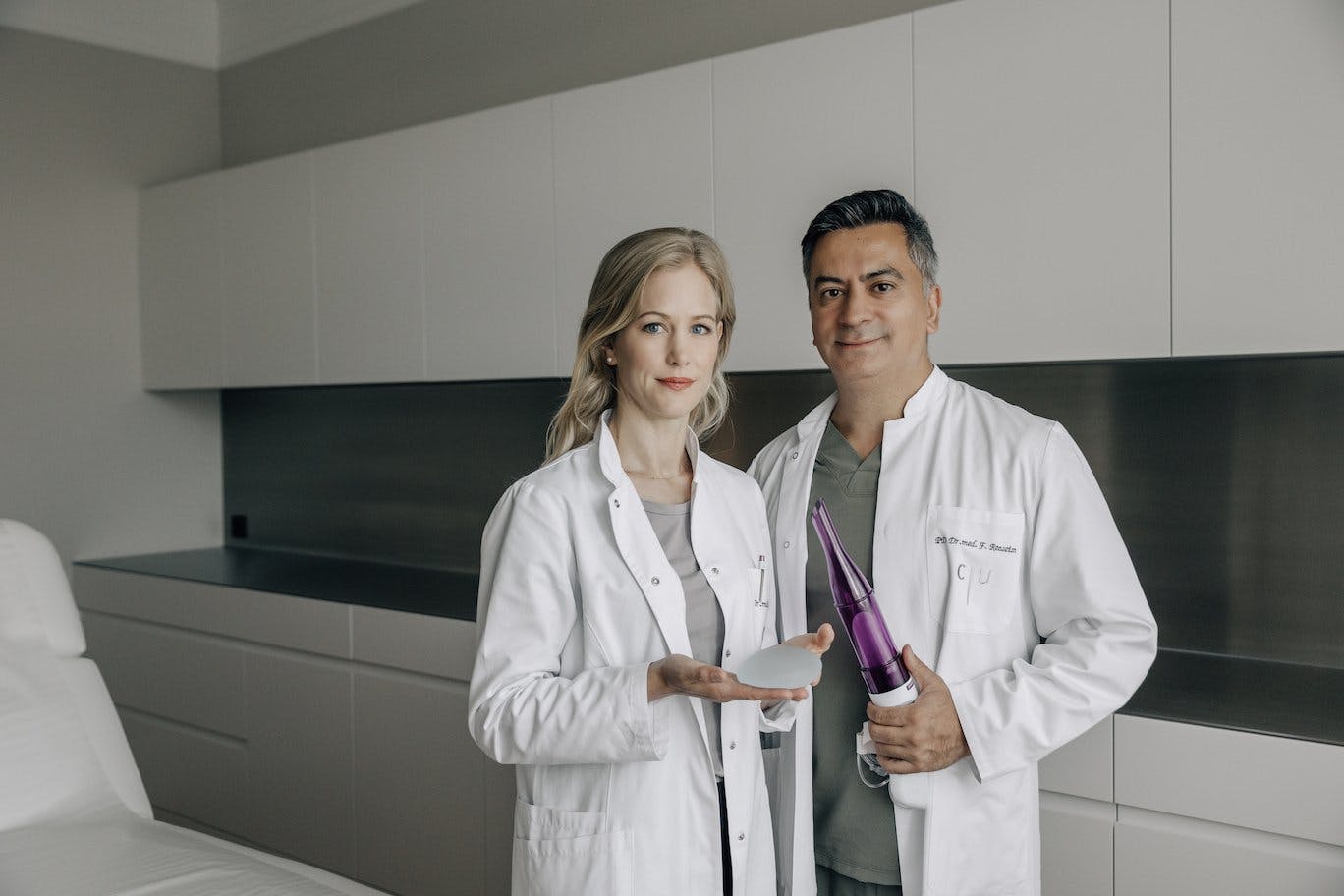 Weltneuheit! Die Schweizer BRST Clinic bietet ein revolutionäres Verfahren zur Brustvergrösserung.