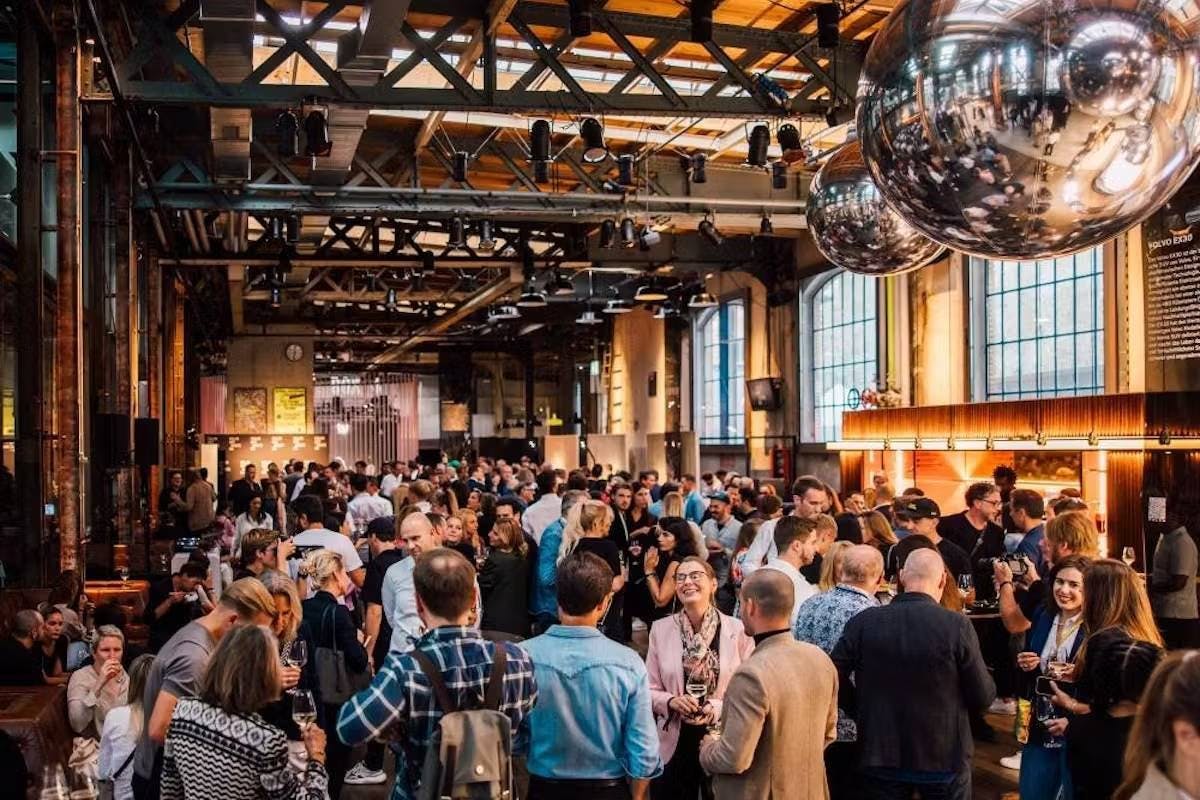 Des œuvres d'art basées sur l'IA, des conférences passionnantes et des tables rondes: c'était la semaine dernière lors de la Volvo Art Session 2023 à...