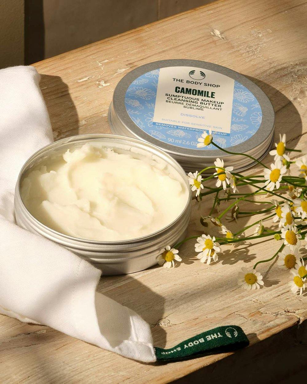 Ein wahrer Alleskönner: Die Camomile Cleansing Butter von The Body Shop.
