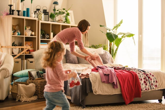 Schweizerinnen und Schweizer opfern durchschnittlich 23 Stunden ihrer Zeit ohne Bezahlung.