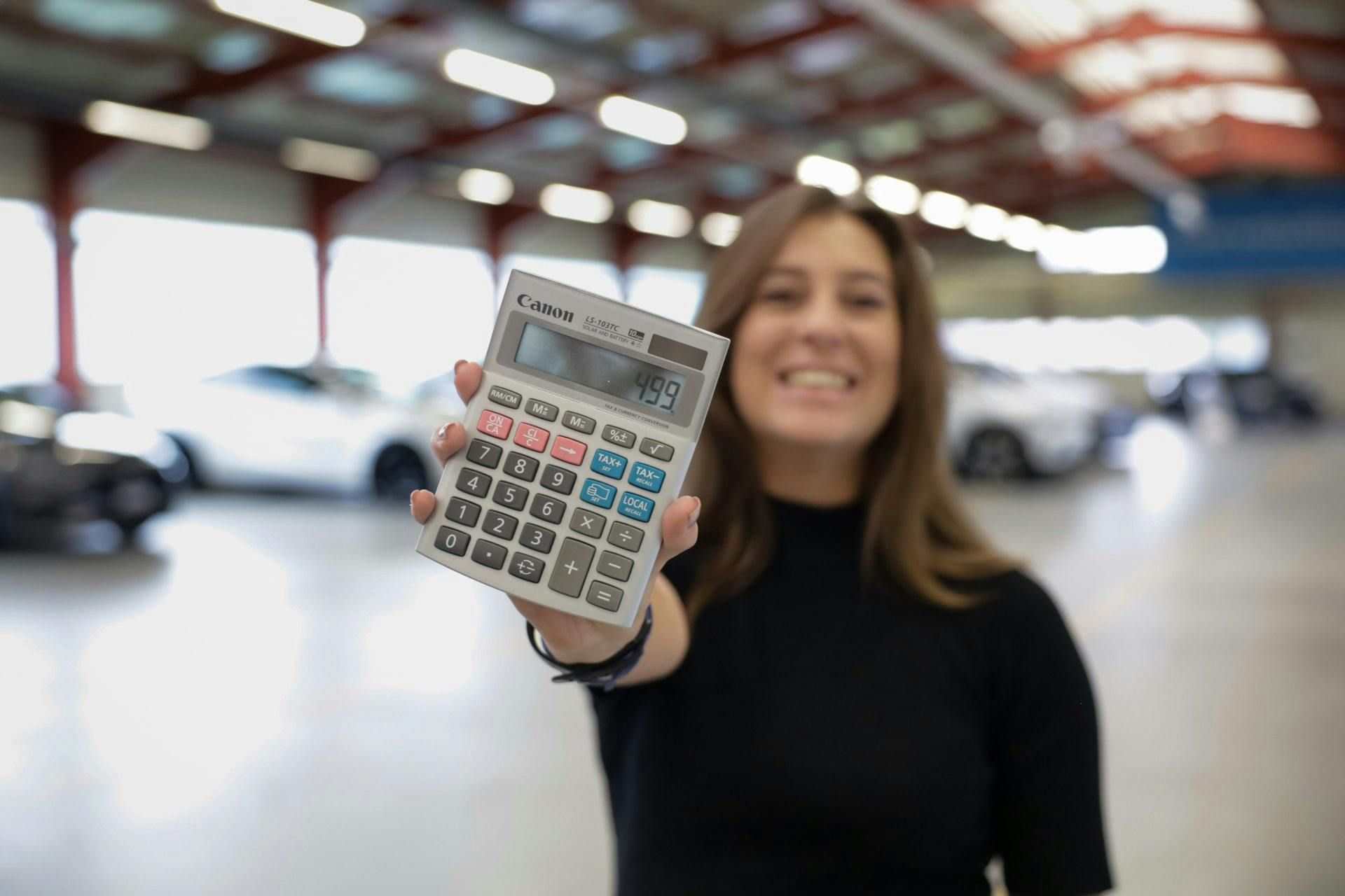 Léa Miggiano hat das Auto-Abo in der Schweiz vor vier Jahren lanciert. Seither bietet Carvolution Autos für jedes Bedürfnis und jedes Budget an.