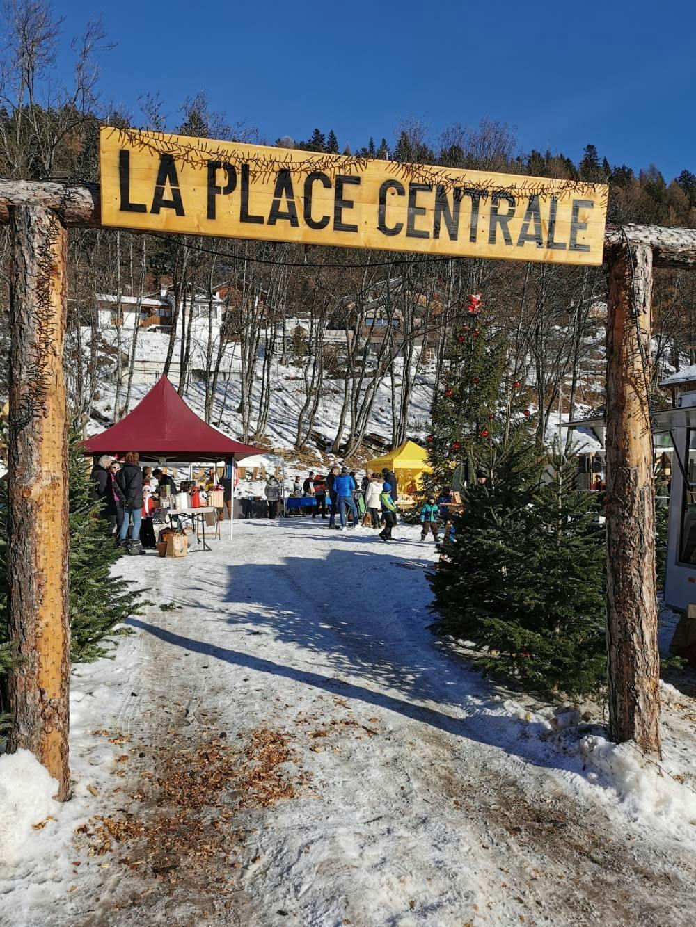 Le temps d’un samedi, Ovronnaz se mue en un marché de Noël féérique.