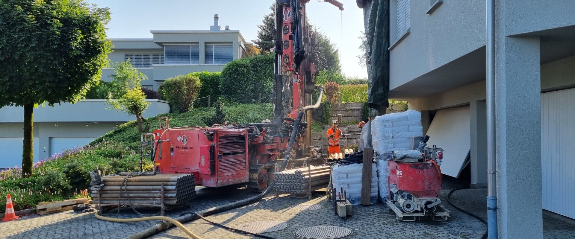 Les travaux se sont déroulés sans problème. La foreuse a été mise en service peu après le début du chantier.