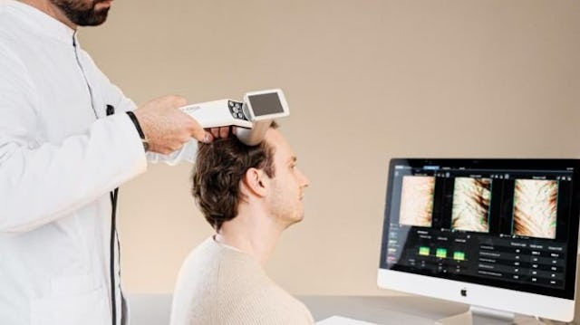 Kostenfreie und unverbindliche Haaranalyse bei HAIR & SKIN