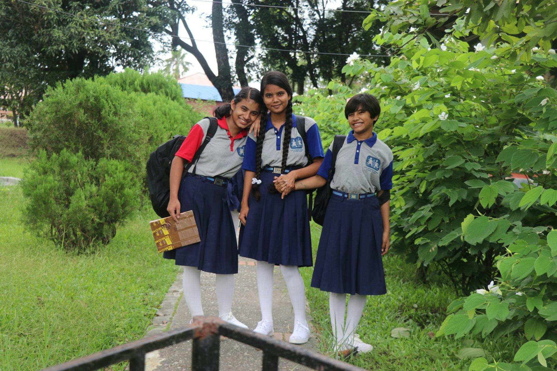 … grandissent protégés et aimés.