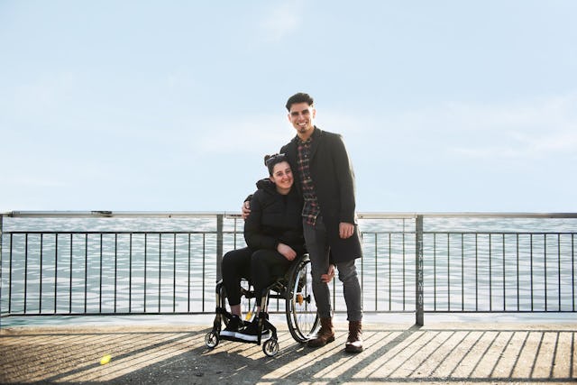 Après seulement deux jours en couple, Alejandro et Giulia ont été confrontés à l'accident. Mais ça ne les a pas éloignés, ils ont choisi de rester ensemble et de relever ensemble les défis.