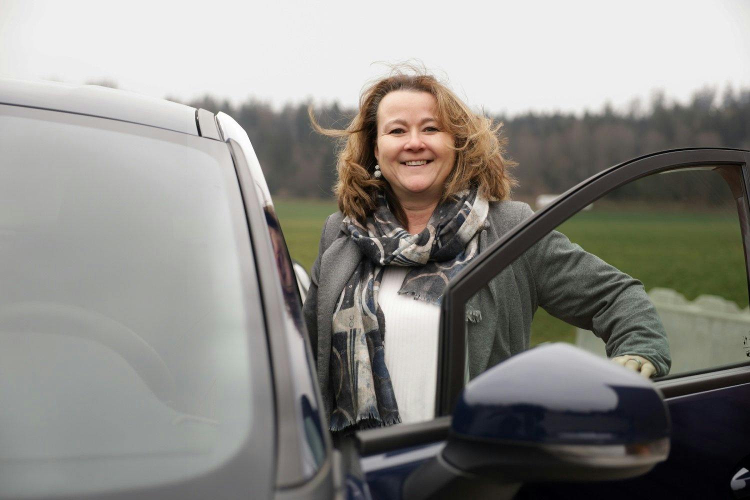 Carvolution-Kundin Sandra ist vom Auto-Abo überzeugt: «Zusätzlich zum Auto bekomme ich ein Rundum-sorglos-Paket.»