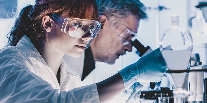 Analyse d'échantillons, synthèse de parfums, étude de pathologies: les objectifs de travail des laboratoires sont très variés.