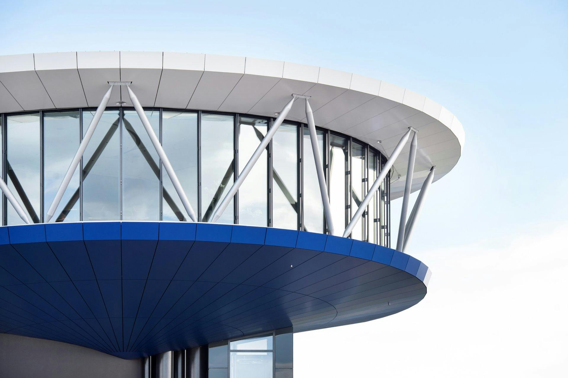 Schlüpfen Sie in die Rolle des Detektivs und lösen Sie einen Mordfall in guter Gesellschaft und mit leckerem Essen. Das alles hoch über Einsiedeln: im...