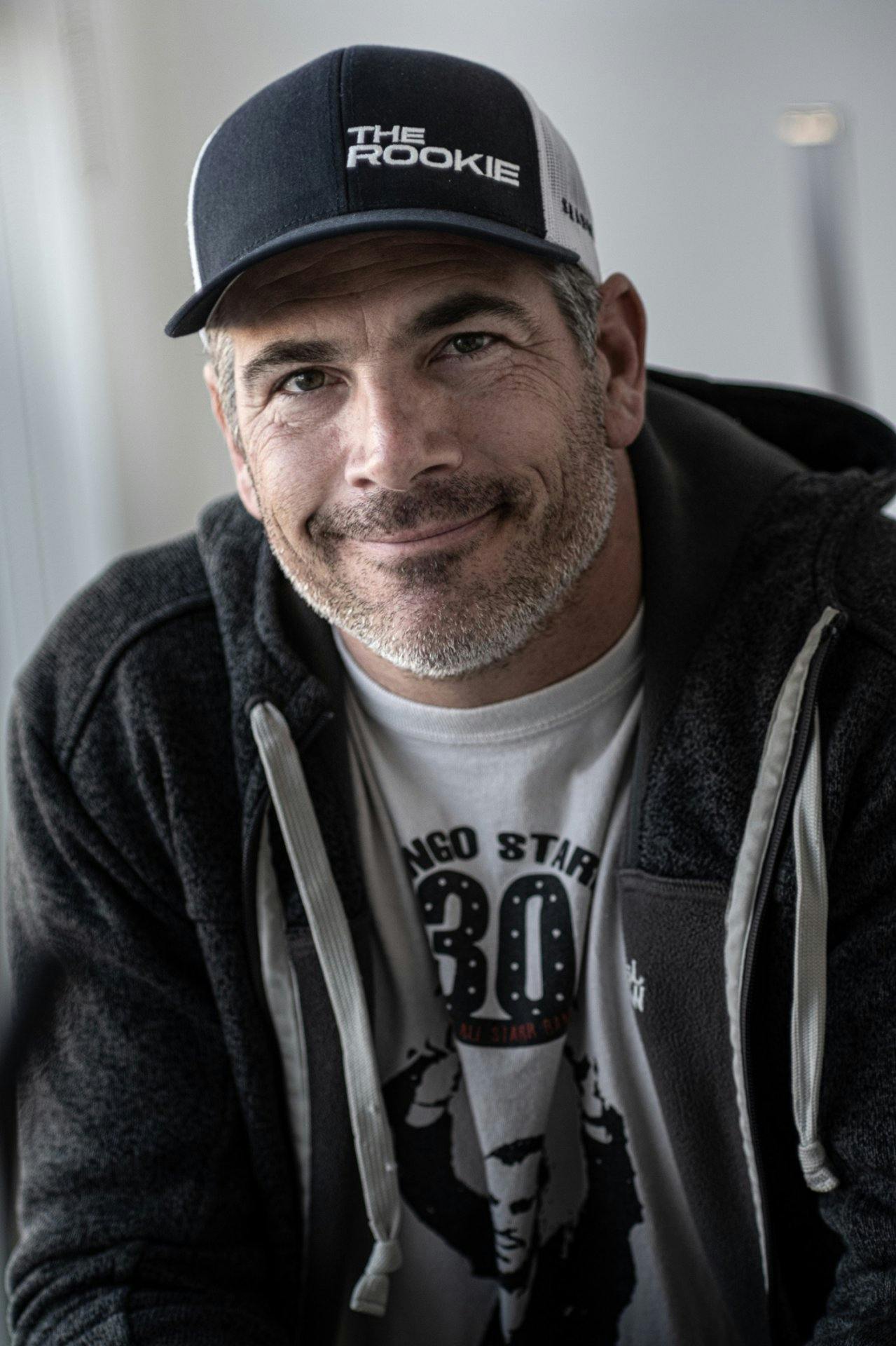 Oliver Keller a réussi à percer à Hollywood et sait exactement ce qu’il faut faire pour réaliser une cascade parfaite!