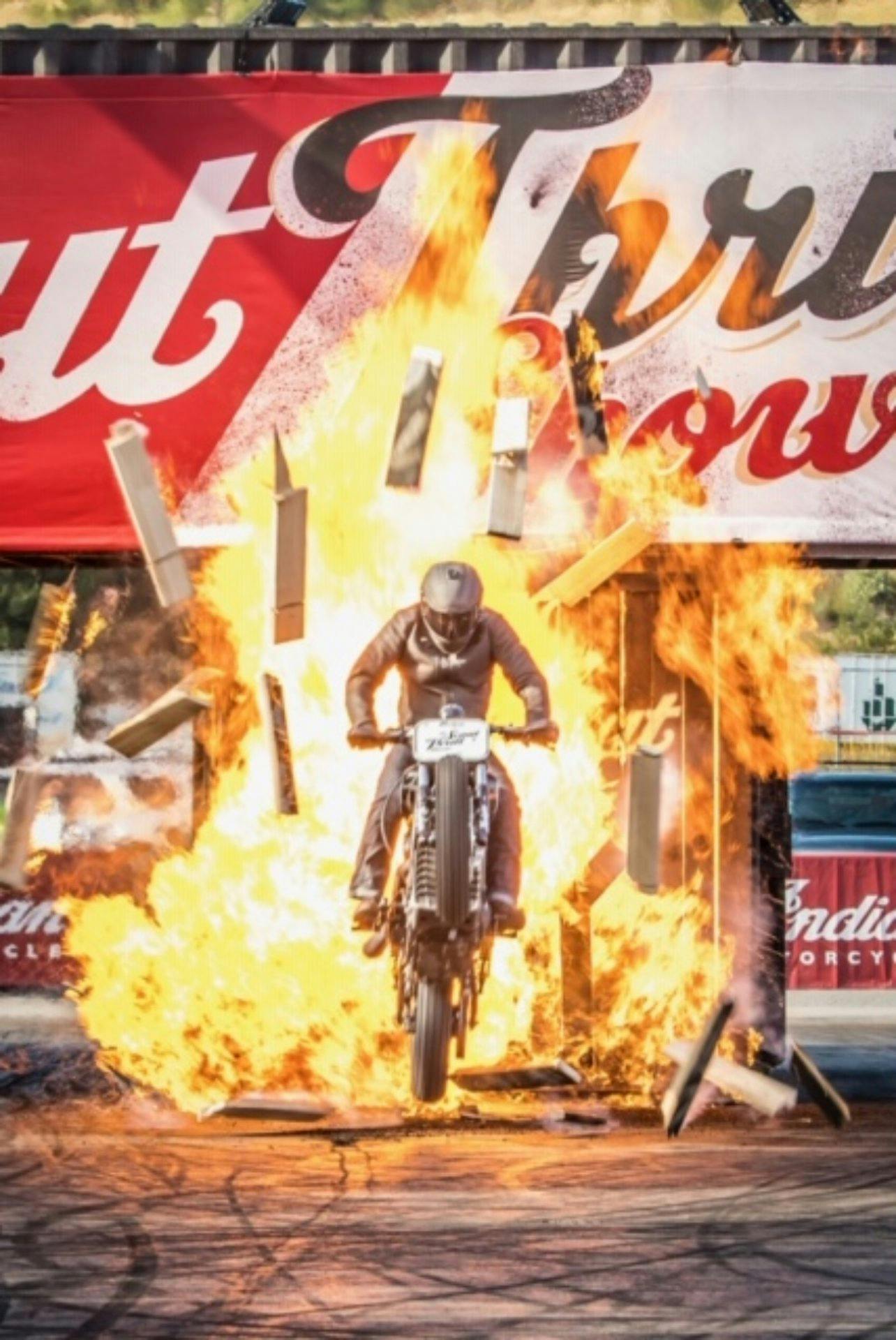 Des scènes impressionnantes, des explosions et un rythme effréné: tout cela fait partie du quotidien d'un cascadeur.