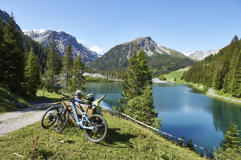 Ob Entspannung oder Abenteuer: Arosa ist die perfekte Sommerdestination für Jung und Alt.