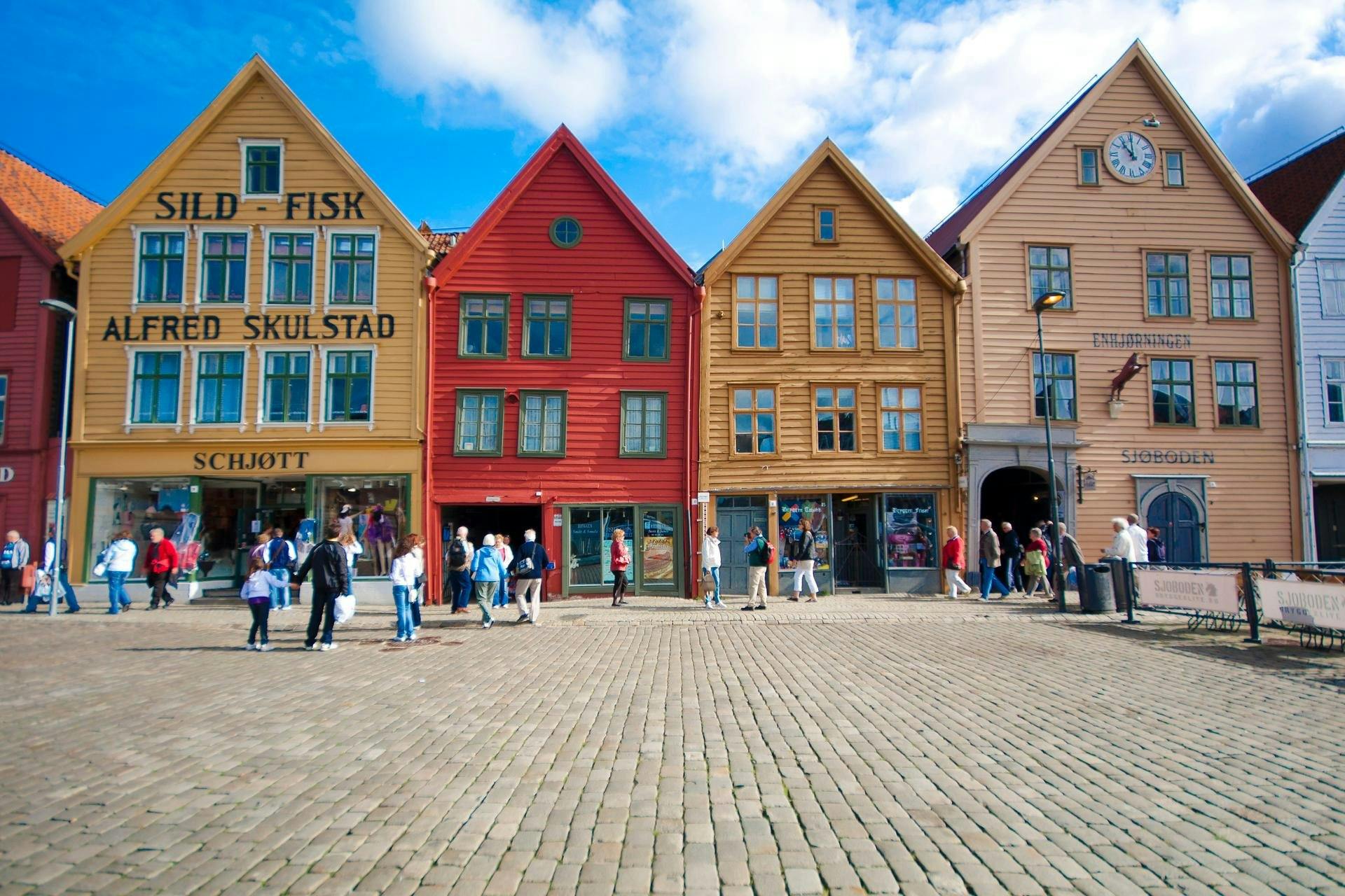 Bunt, bunter, Bergen: Das norwegische Städtchen beeindruckt mit farbenfroher Architektur ...
