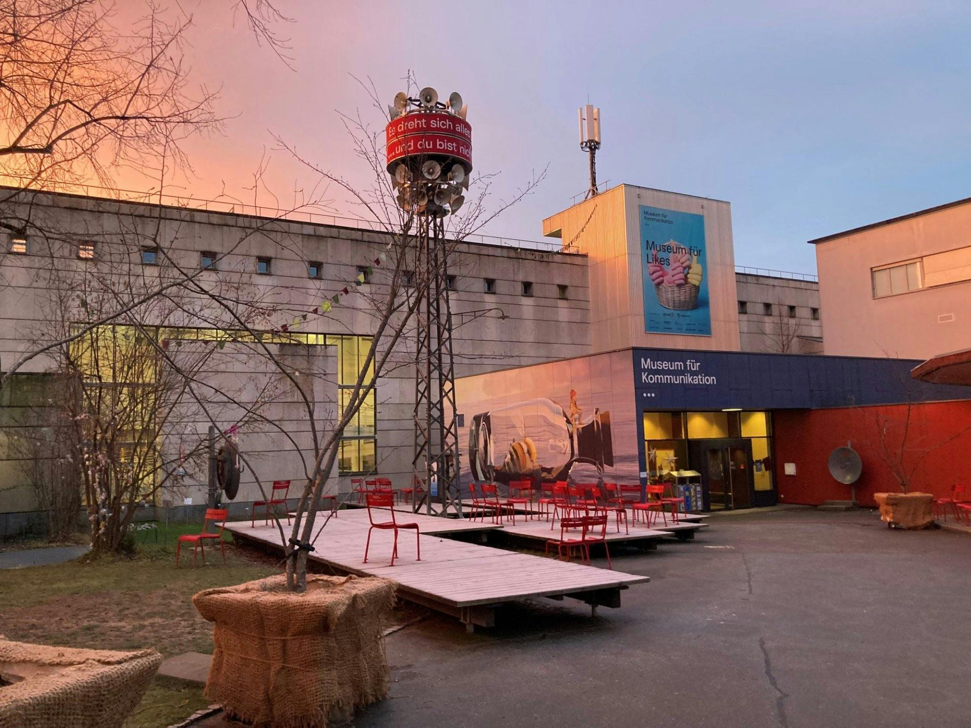 Tauche ein in die Welt der Kommunikation!