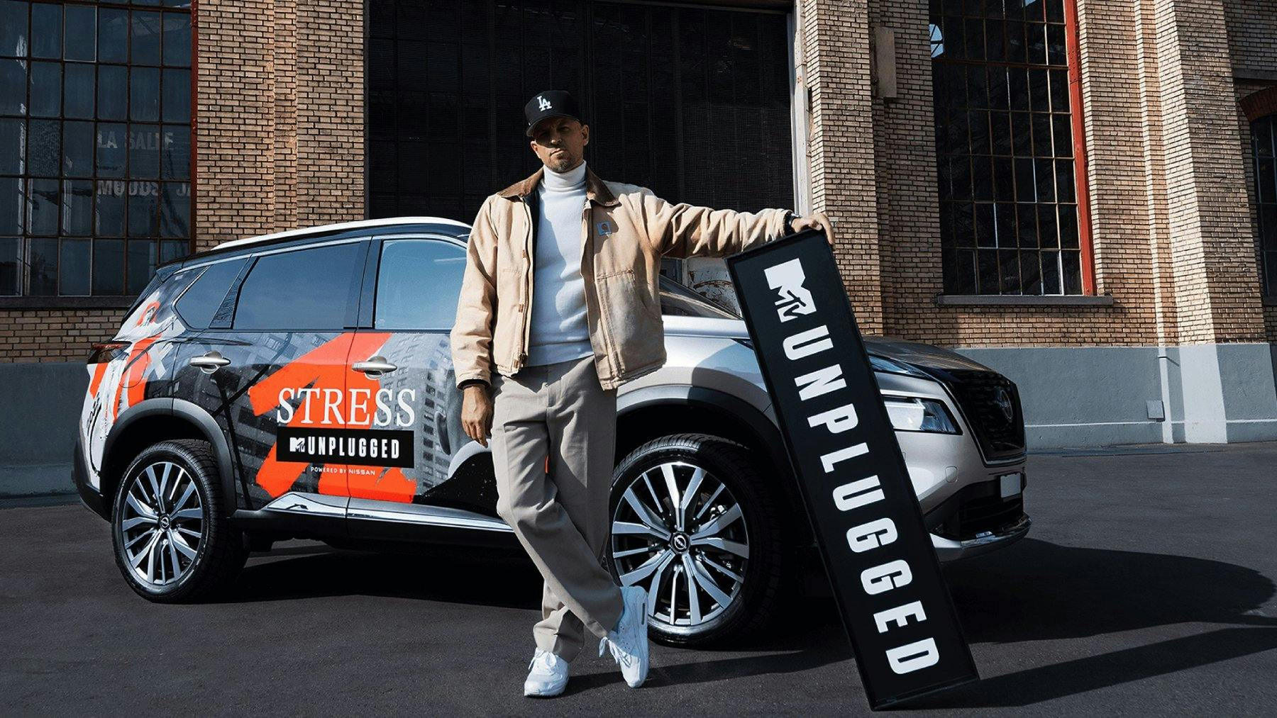 Tu aimerais que le célèbre rappeur Stress soit présent en exclusivité lors de ton événement? Alors participe au concours sans plus attendre!