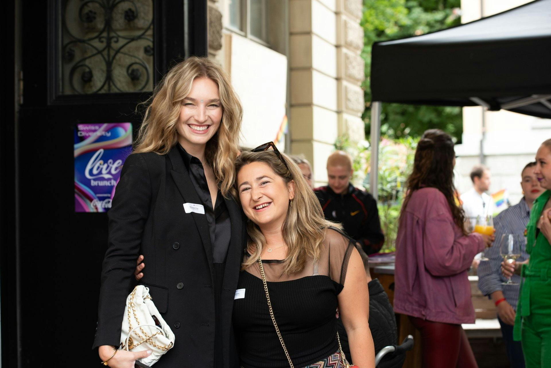 Model Manuela Frey mit Lilia Veresinska