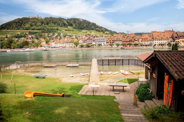 Idyllisch gelegen: das Schwimmbad Espi in Stein am Rhein. Idyllisch gelegen: das Schwimmbad Espi in Stein am Rhein.