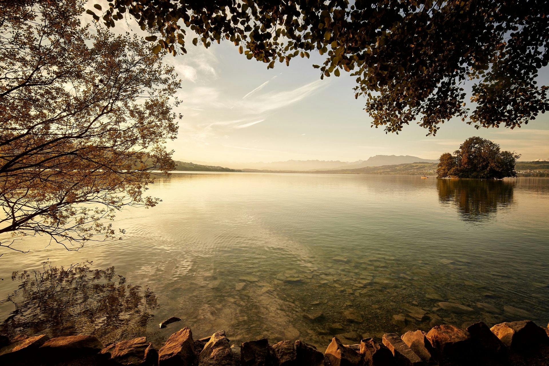 Le lac de Sempach déploie ses atours aussi pendant les mois d’automne.