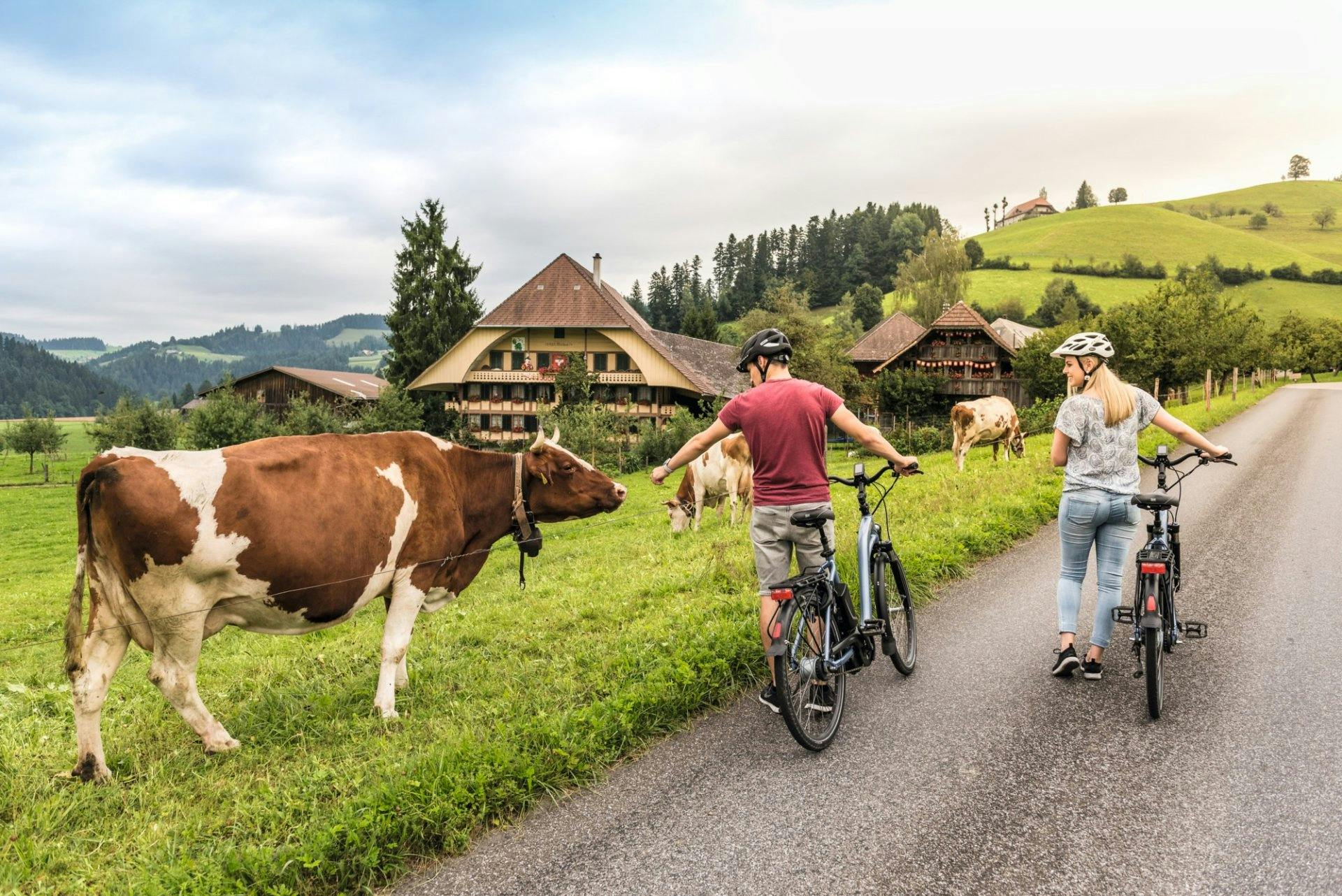 Si vous aimez les douceurs, vous êtes au bon endroit: lors du circuit découverte de Kambly, les amateurs de nature et de sucreries sont aux anges.