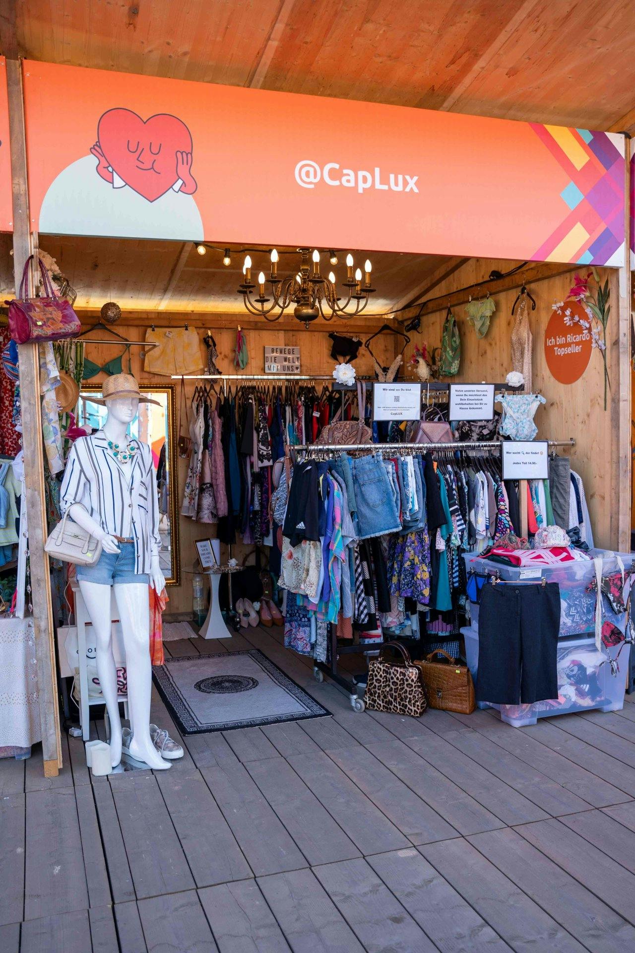 ... um sich von der tollen auswahl an Preloved Fashion-Pieces inspirieren zu lassen.