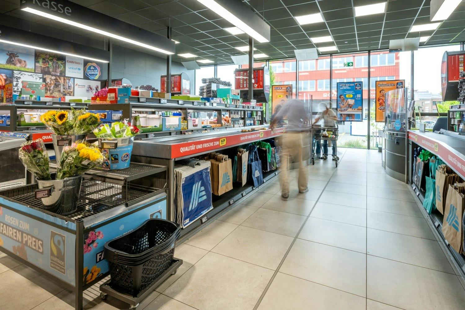 Smart shopping: le nouveau concept de magasin Aldi te permet de faire tes courses plus rapidement et de manière plus agréable.