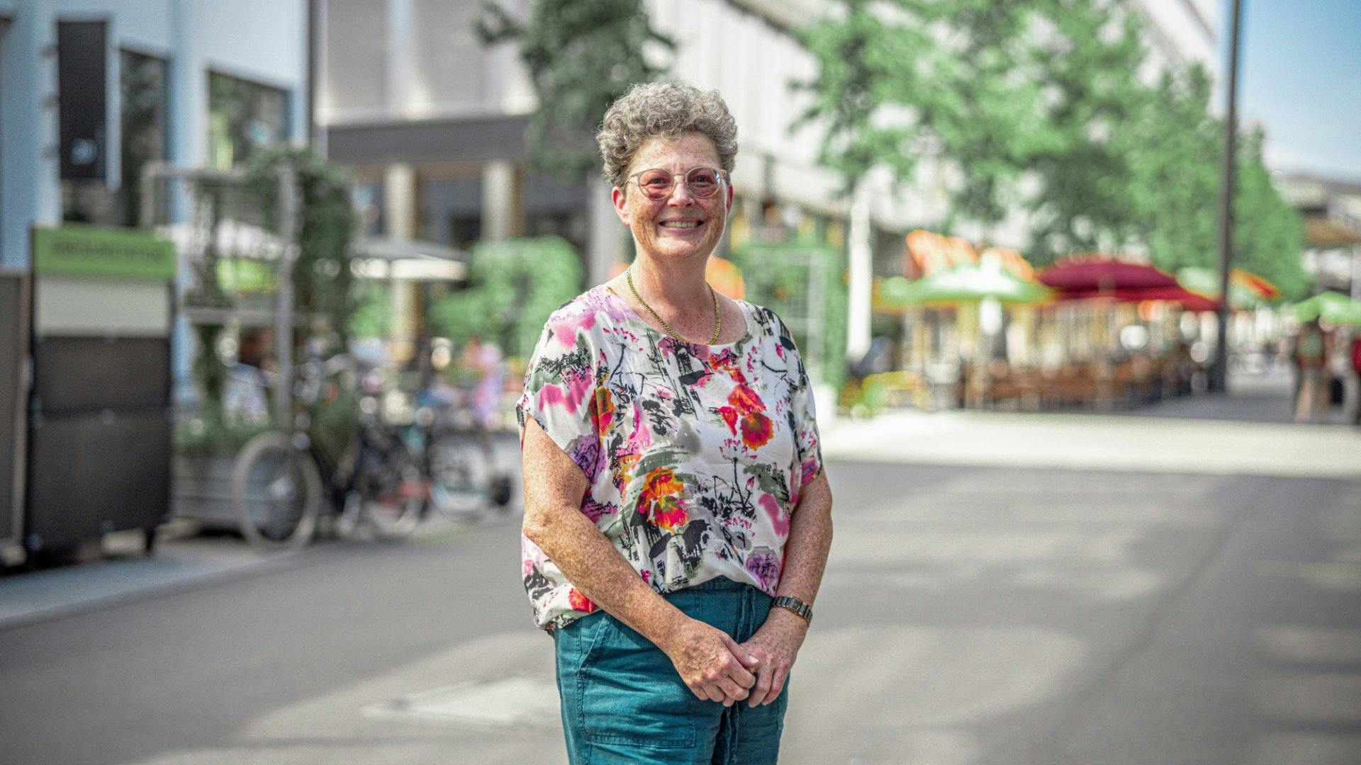Denise, 61 Jahre: «Regionale Produkte sind mir sehr wichtig – das ist gesünder und besser für die Umwelt und unsere Zukunft.»