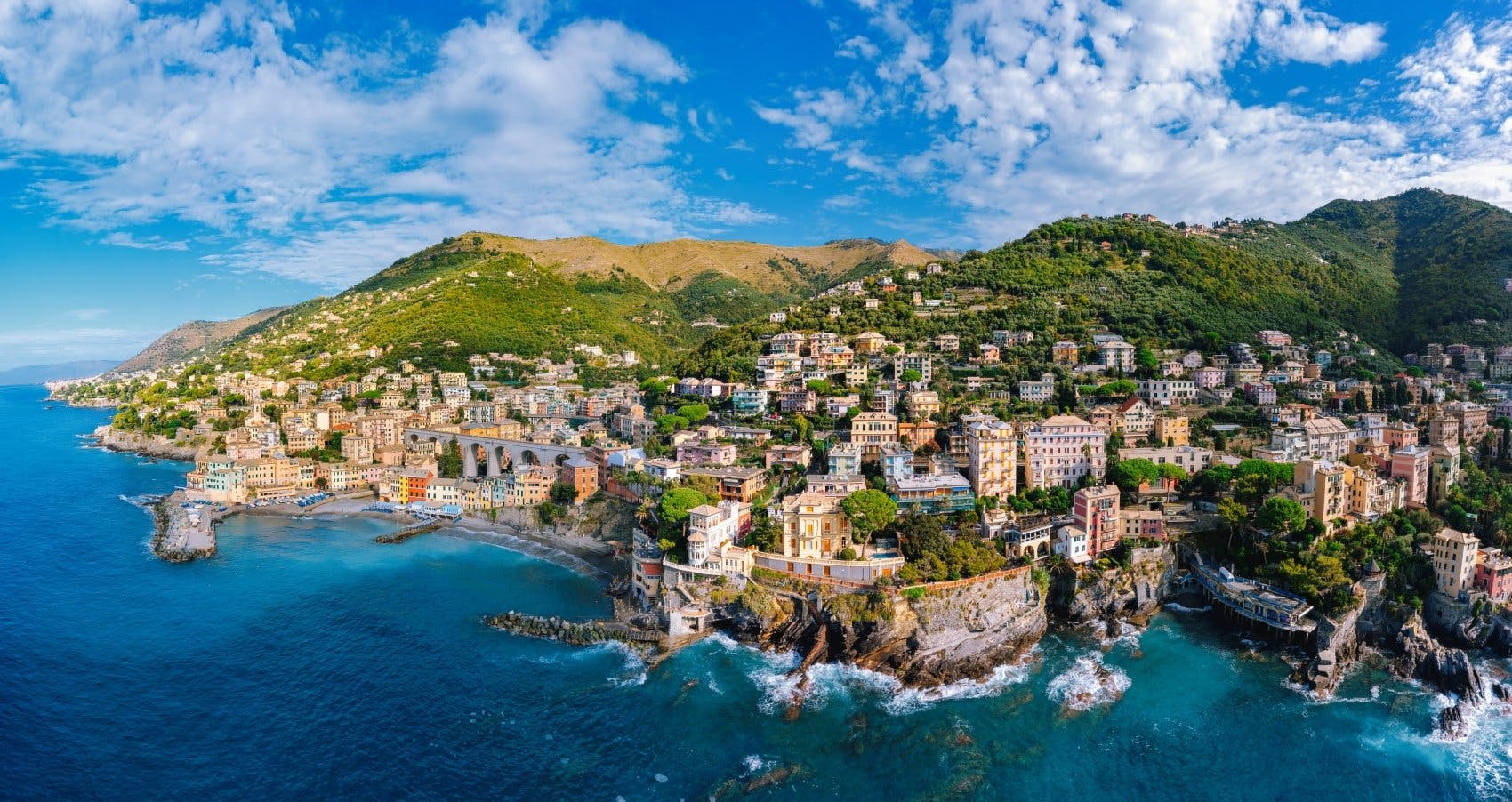 So schnell warst du noch nie im Süden! Auch Genua erreichst du ganz einfach und bequem.