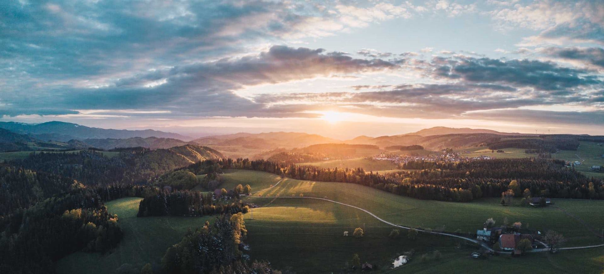 St. Märgen: Märchenhafte Sonnenuntergänge über dem Hochschwarzwald.