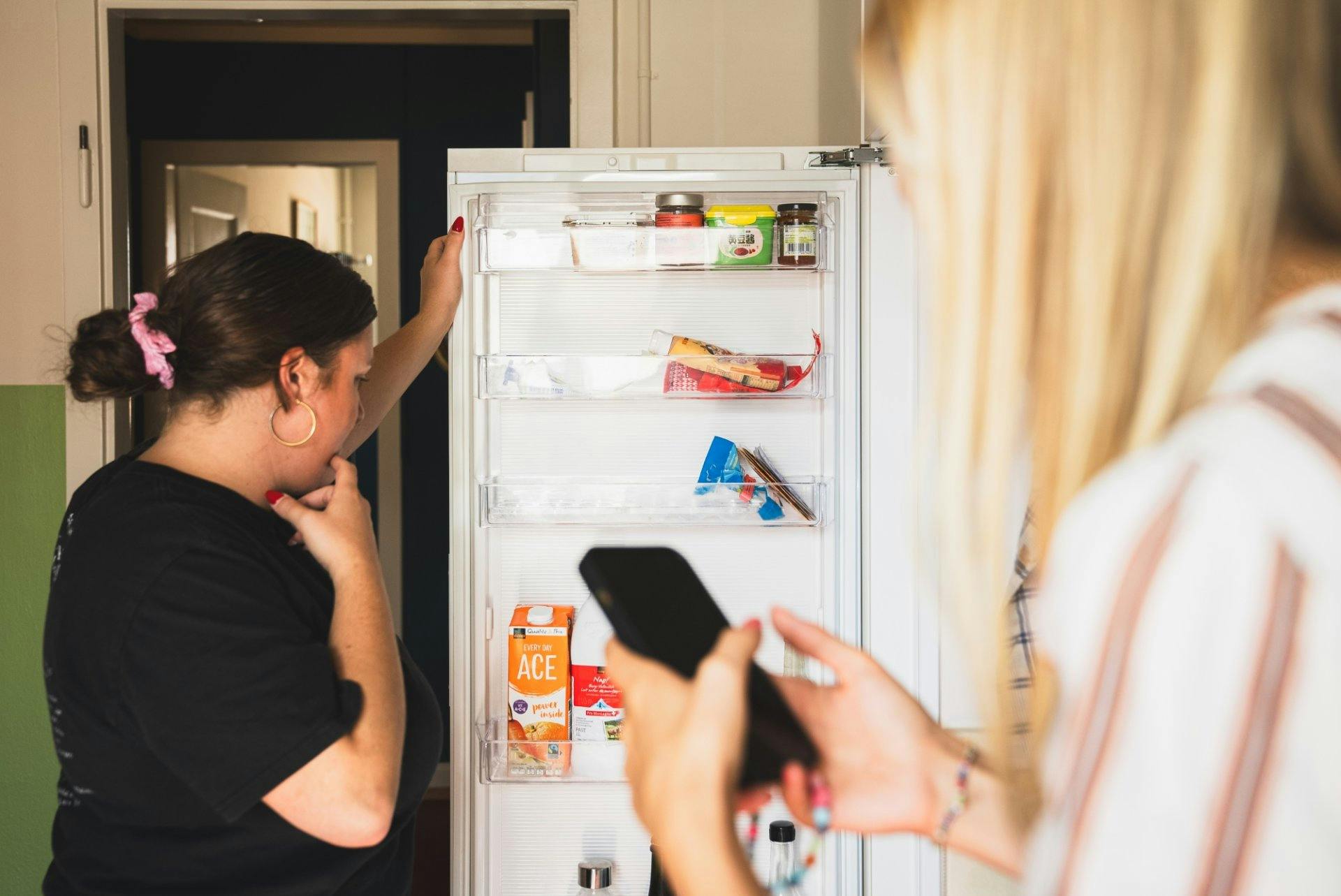 Leerer Kühlschrank? Geteilte Listen sorgen blitzschnell für Nachschub.
